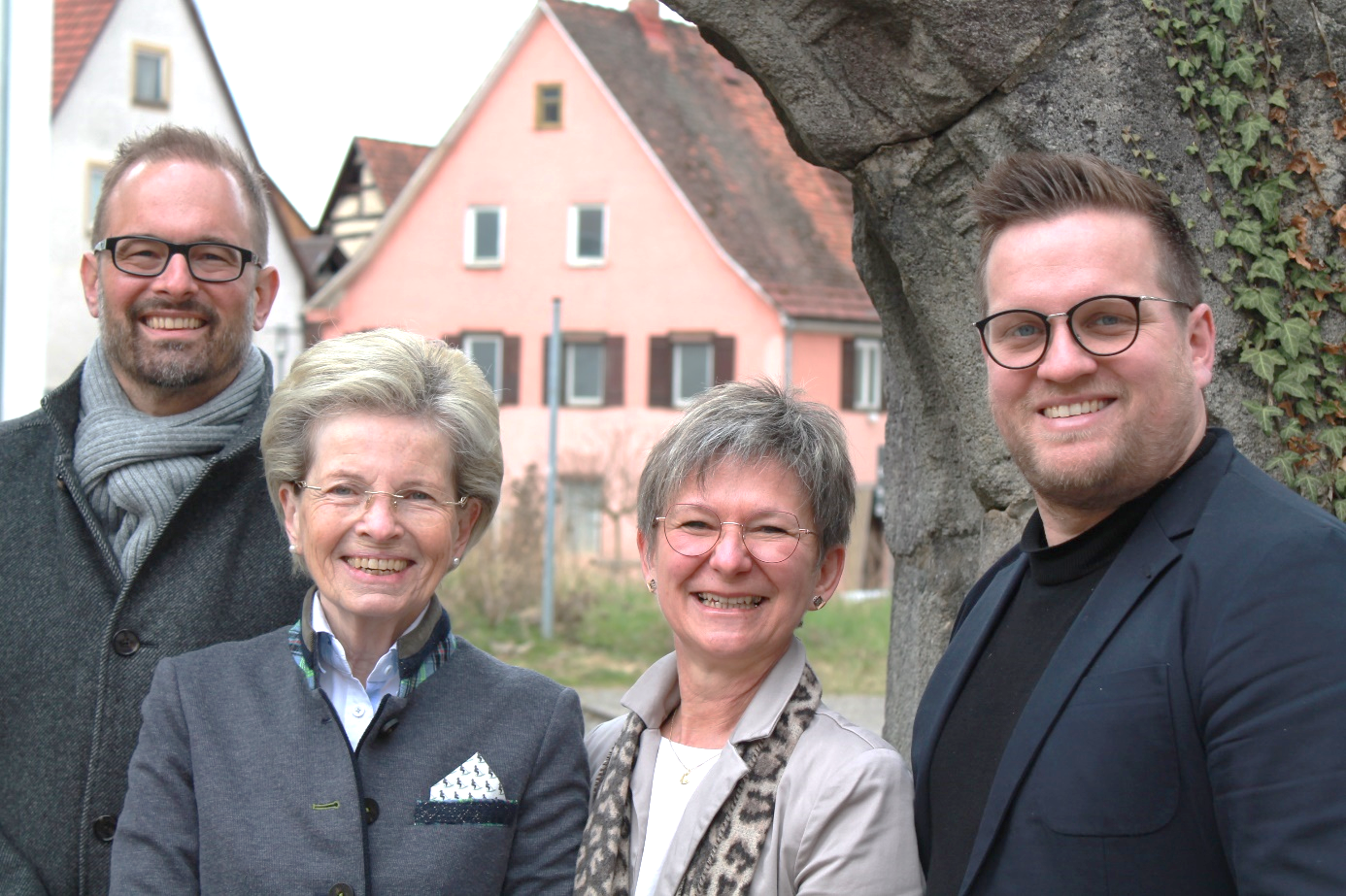 v.l.n.r.: Martin Stadelmaier, Birgit Walter, Dagmar Armbruster, Simeon Handte